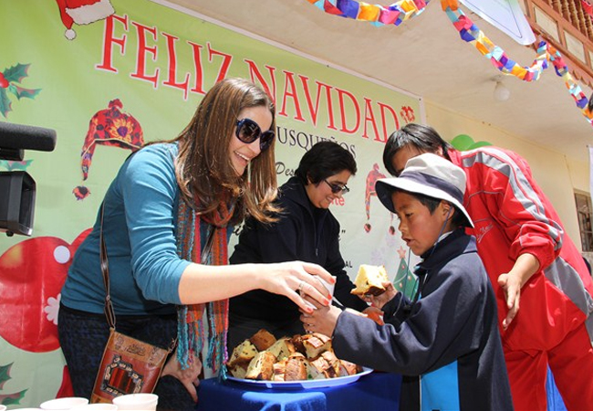 Kamari llevó alegría a niños de Anta (Cusco)
