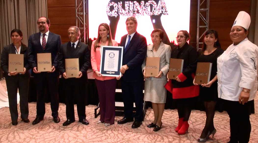 USIL presentó el libro Quinua Divina